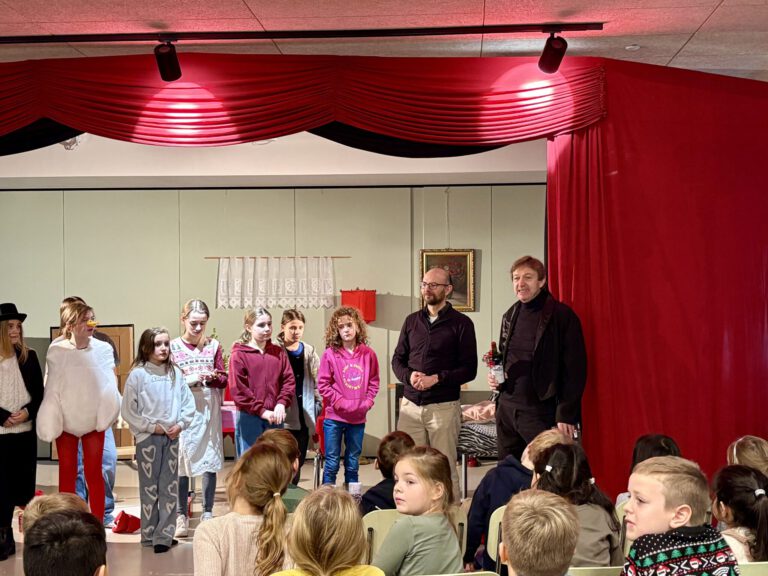 tempImageZrBRMa tempImageZrBRMa