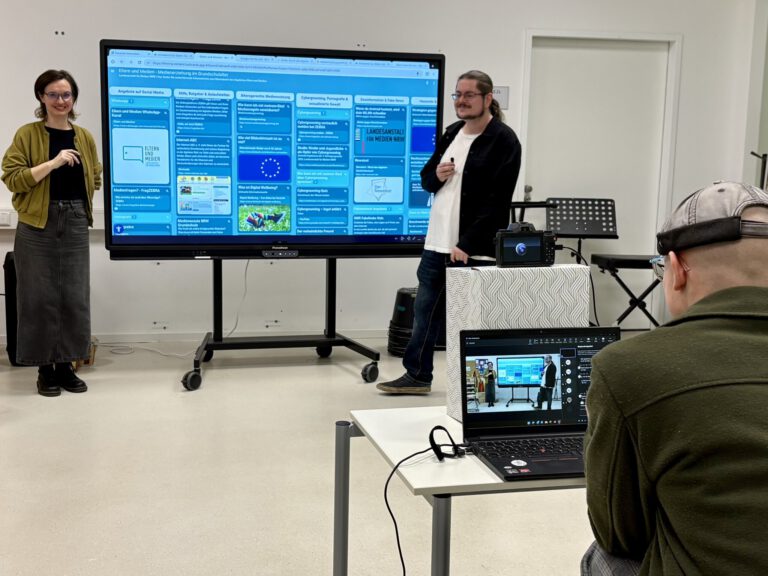 tempImage0bM7LU tempImage0bM7LU